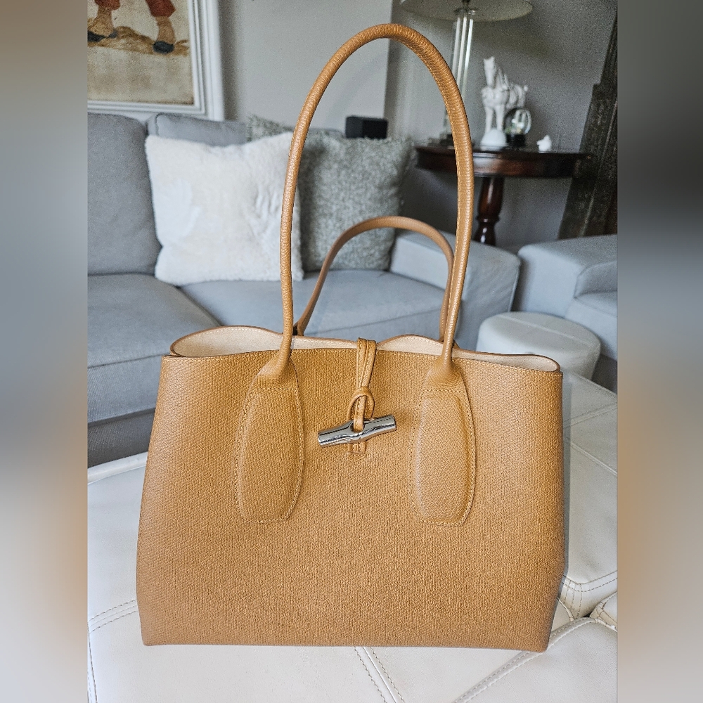 Longchamp Roseau Medium Tan bag